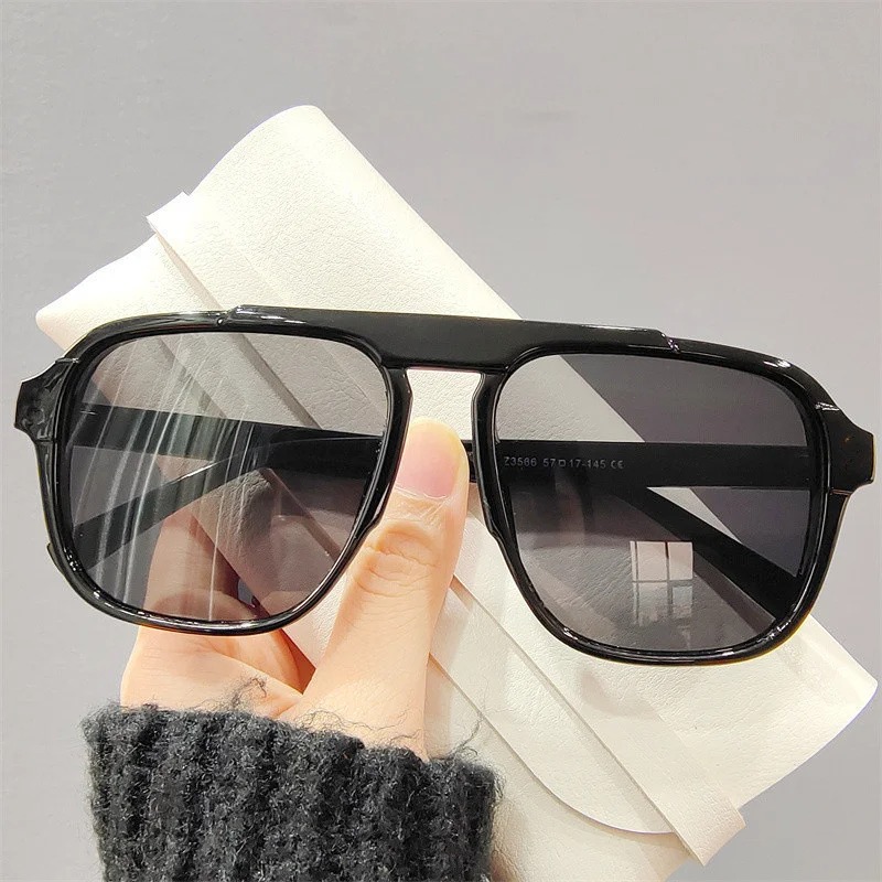 New Oversized Frame Sunglasses - огляд і ціна Street Fashion Brands