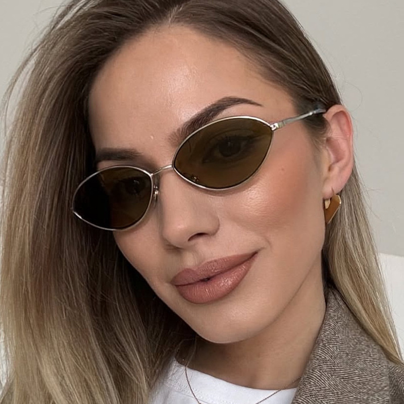 Retro Cat eye Woman Sunglasses - огляд і ціна Street Fashion Brands